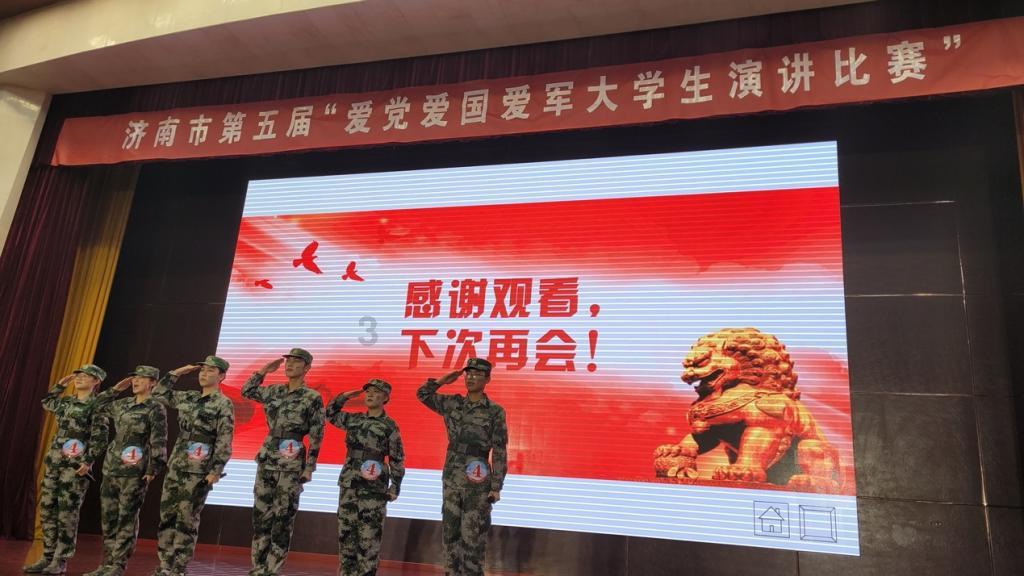 为什么穿鞋必须得穿袜子？游戏画面