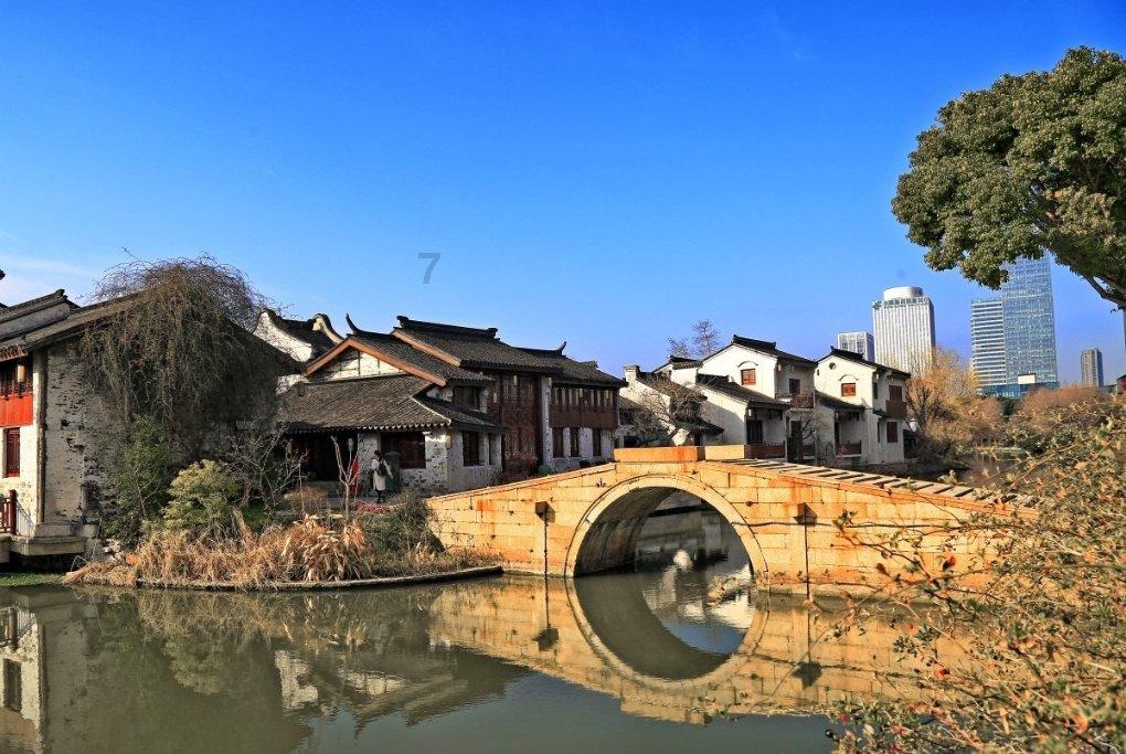 干涉台海,搞乱南海,菲律宾反复横跳,意欲何为?